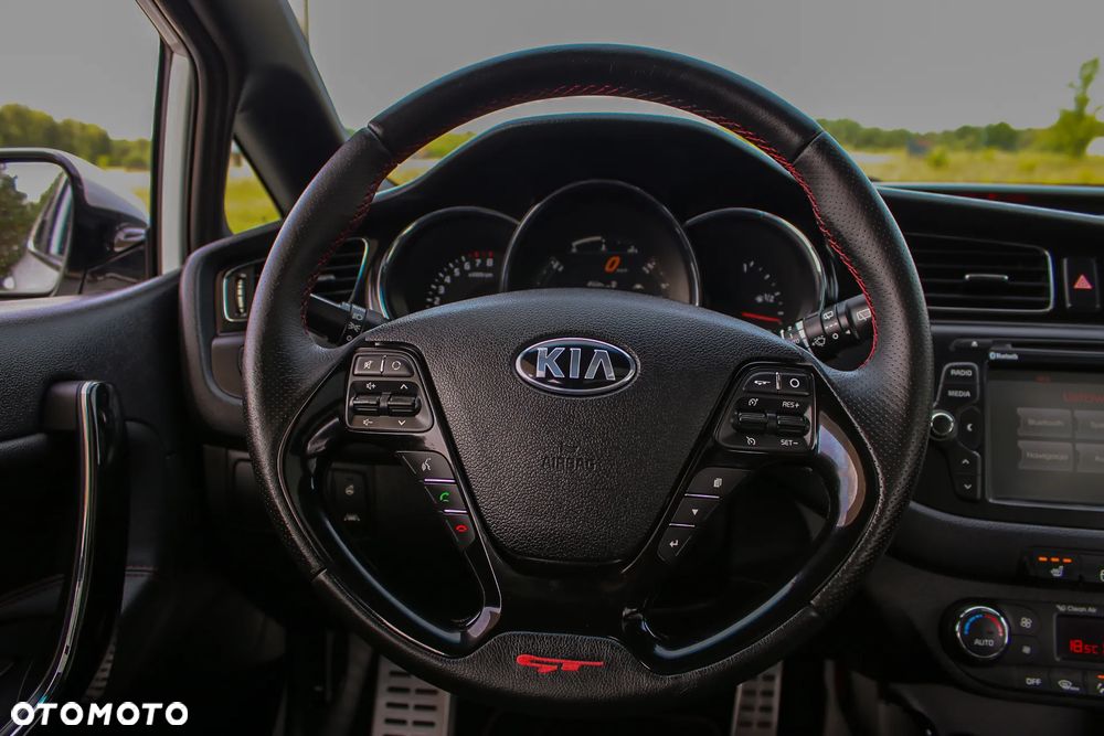 Kia Ceed 1.6 T-GDI GT-Track - 37