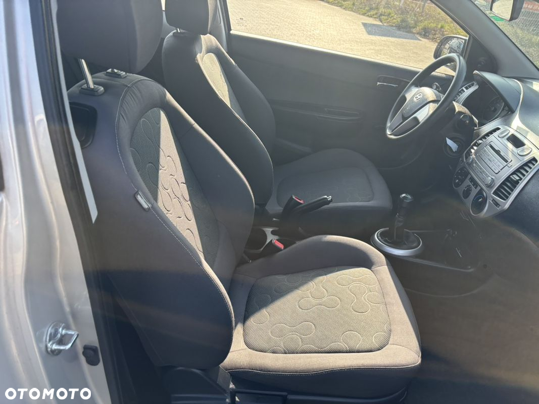 Hyundai i20 1.2 Classic - 27
