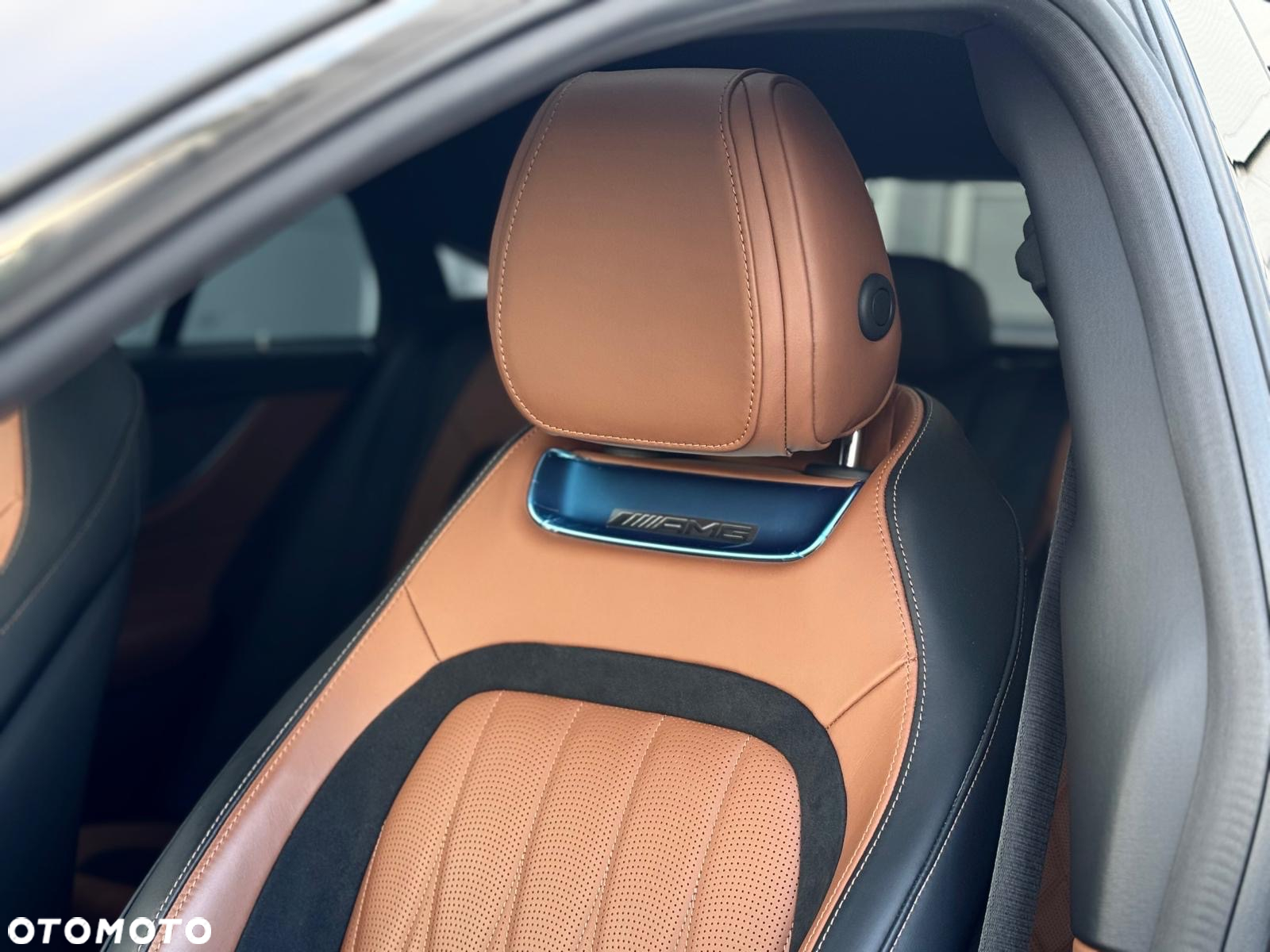 Mercedes-Benz AMG GT 43 4-Matic+ - 29