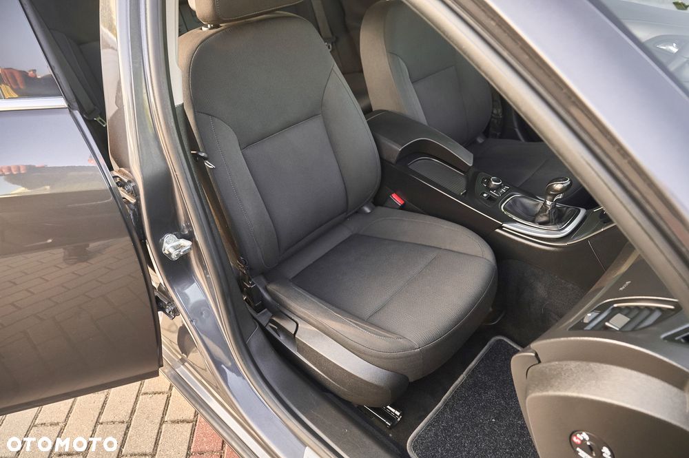 Opel Insignia 1.8 Innovation - 26