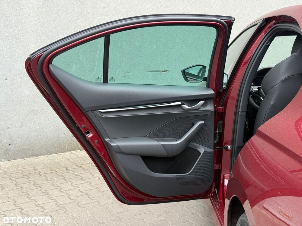 Skoda Octavia 1.5 TSI mHEV Sportline DSG - 14
