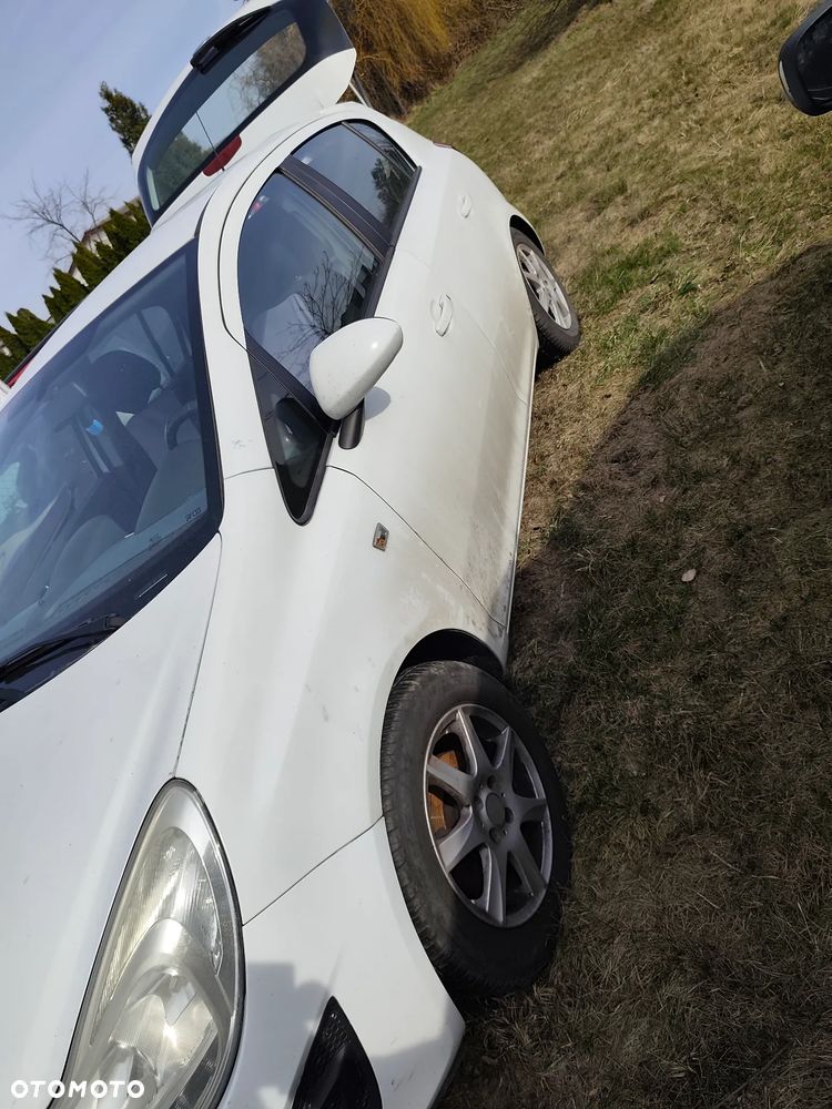 Opel Corsa - 5