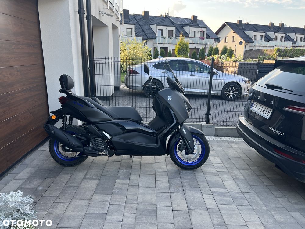 Yamaha X-max - 3