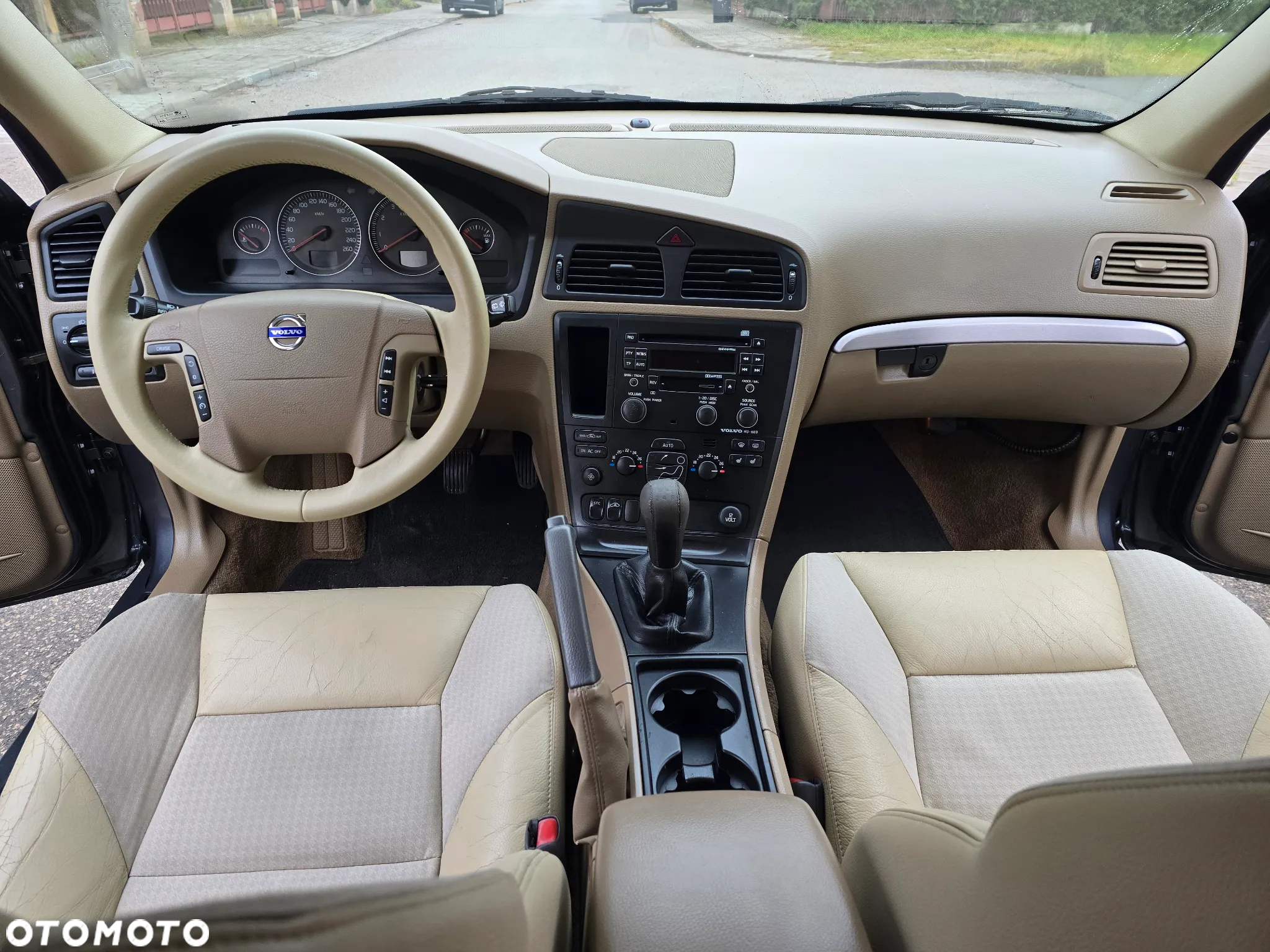Volvo V70 2.5 T Kinetic - 7