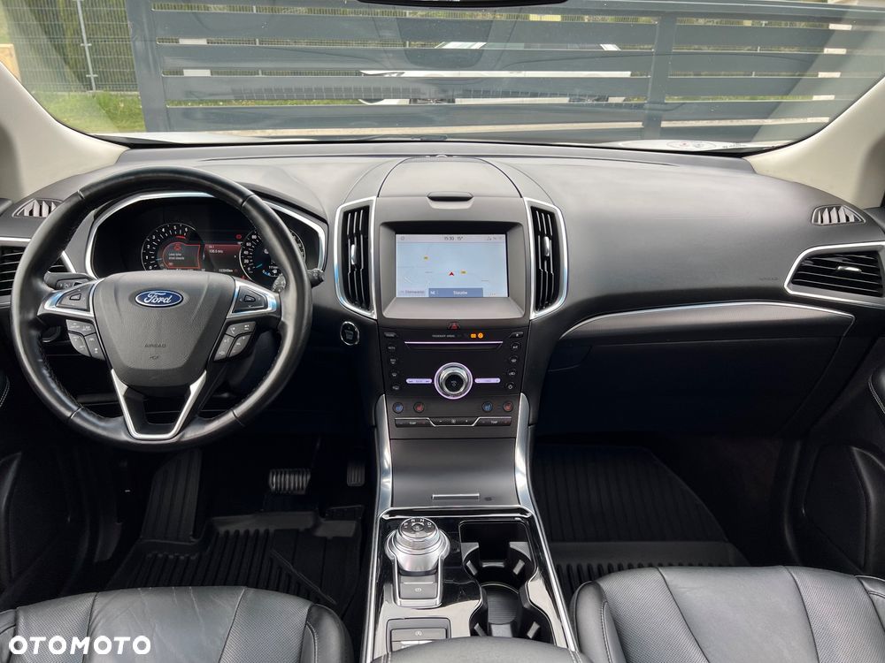 Ford Edge 2.0 EcoBlue Bi-Turbo 4x4 Titanium - 28