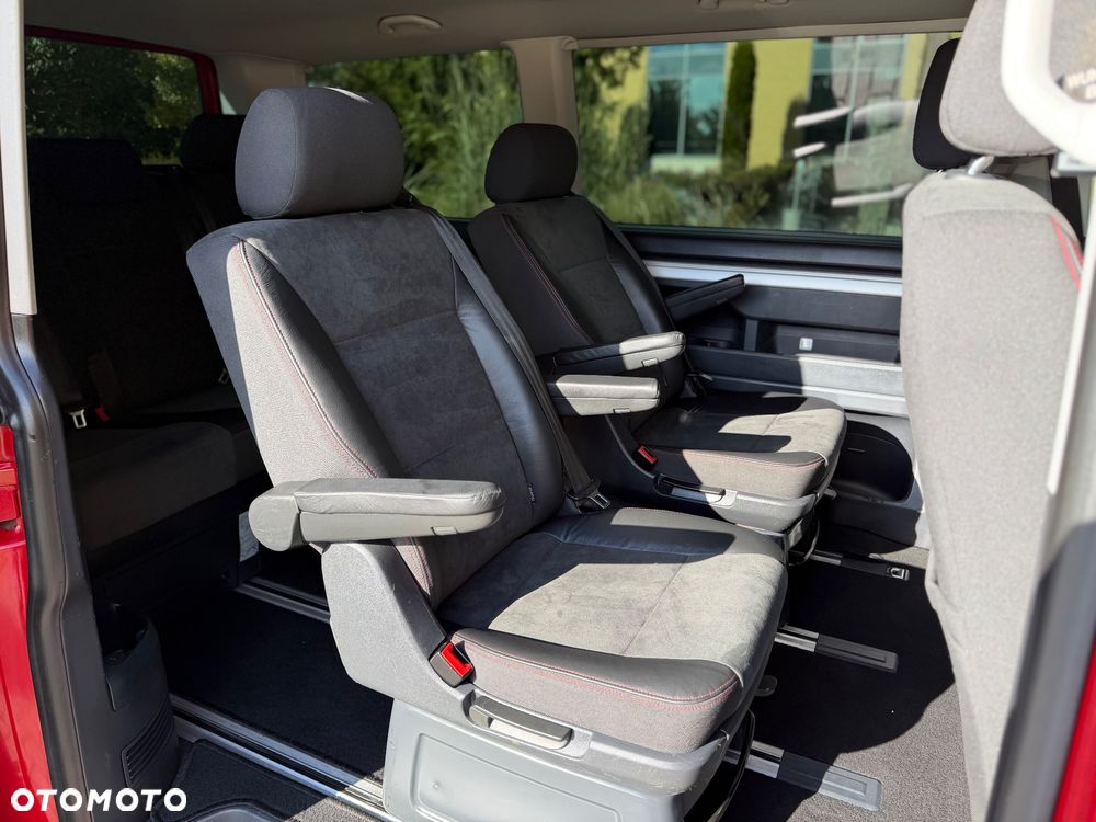 Volkswagen Multivan 2.0 TDI L1 Highline - 24