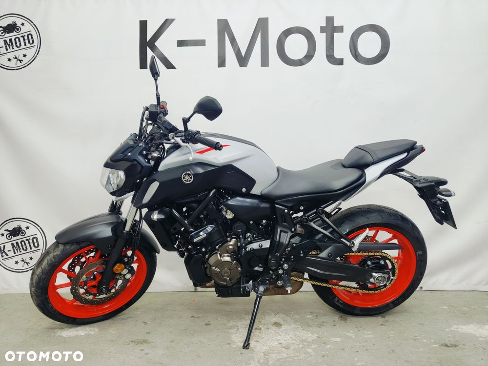 Yamaha MT - 18