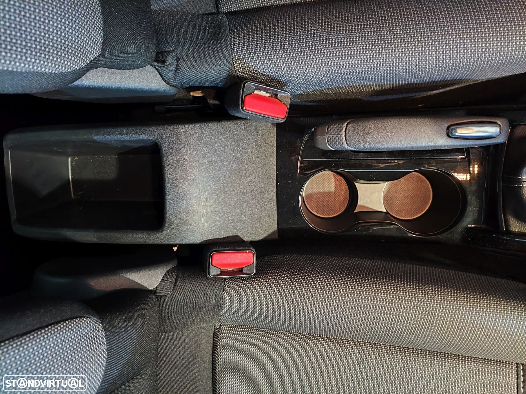 Citroën C3 Aircross 1.2 PureTech Plus - 23