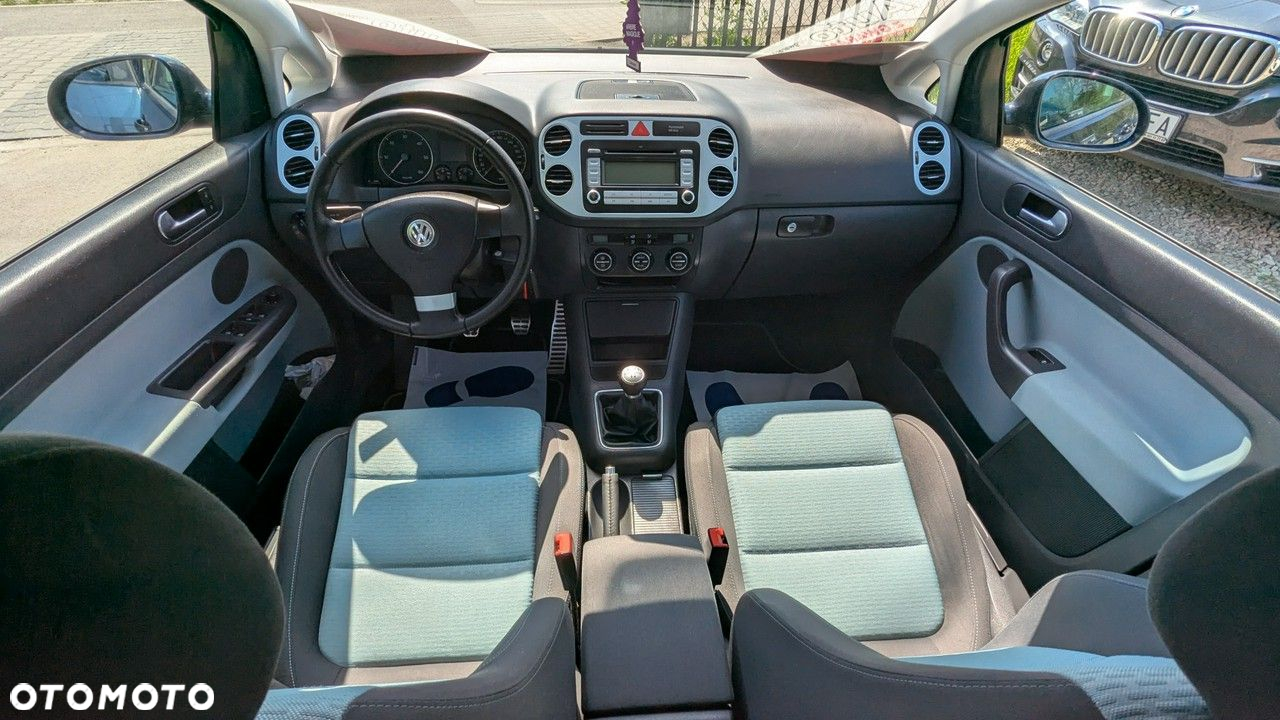 Volkswagen Golf Plus - 21