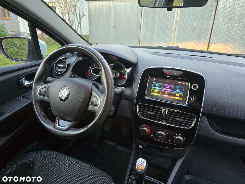 Renault Clio 1.2 16V Limited - 20