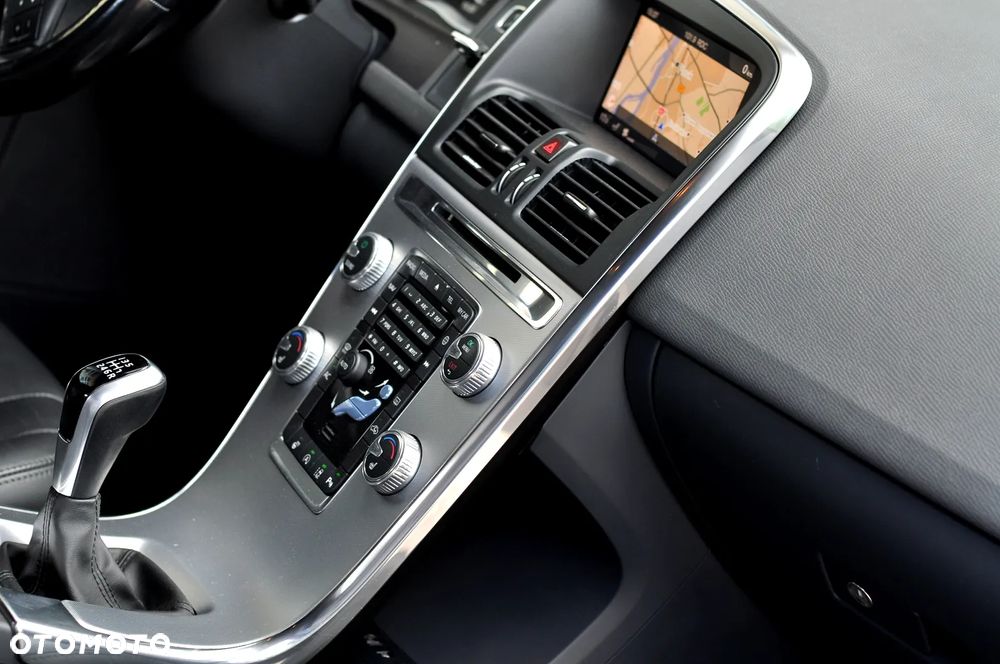 Volvo XC 60 D4 Summum - 19