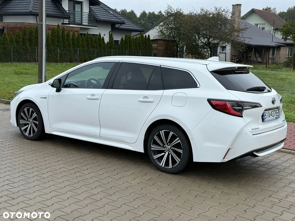 Toyota Corolla 2.0 Hybrid Style - 10