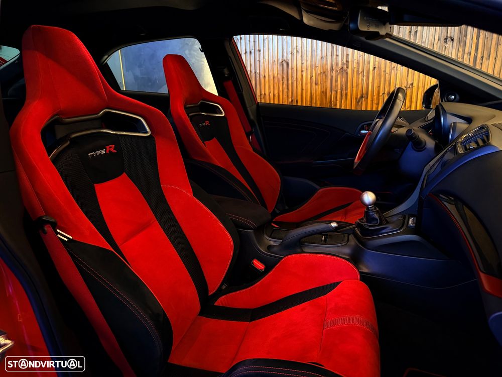 Honda Civic 2.0 VTEC Turbo Type R GT - 24