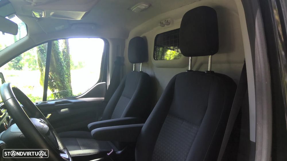 Ford Transit Custom 2.0 TDCi 130cv Automática - Excelente estado - 48