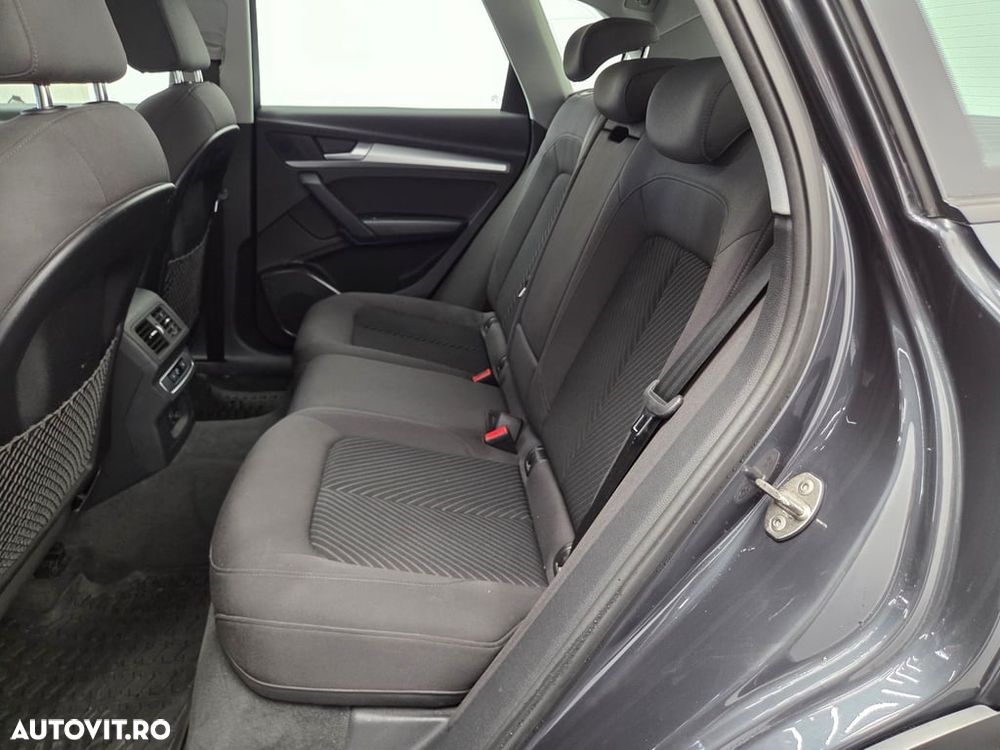 Audi Q5 40 TDI quattro S tronic MHEV Advanced - 9