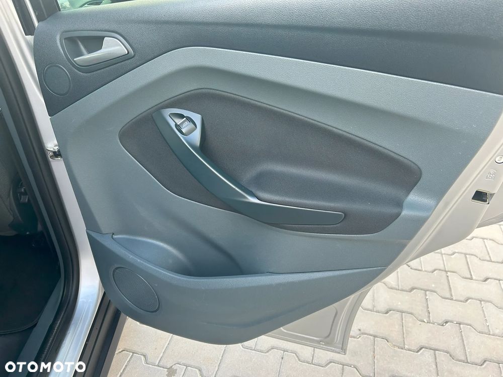 Ford C-MAX - 27