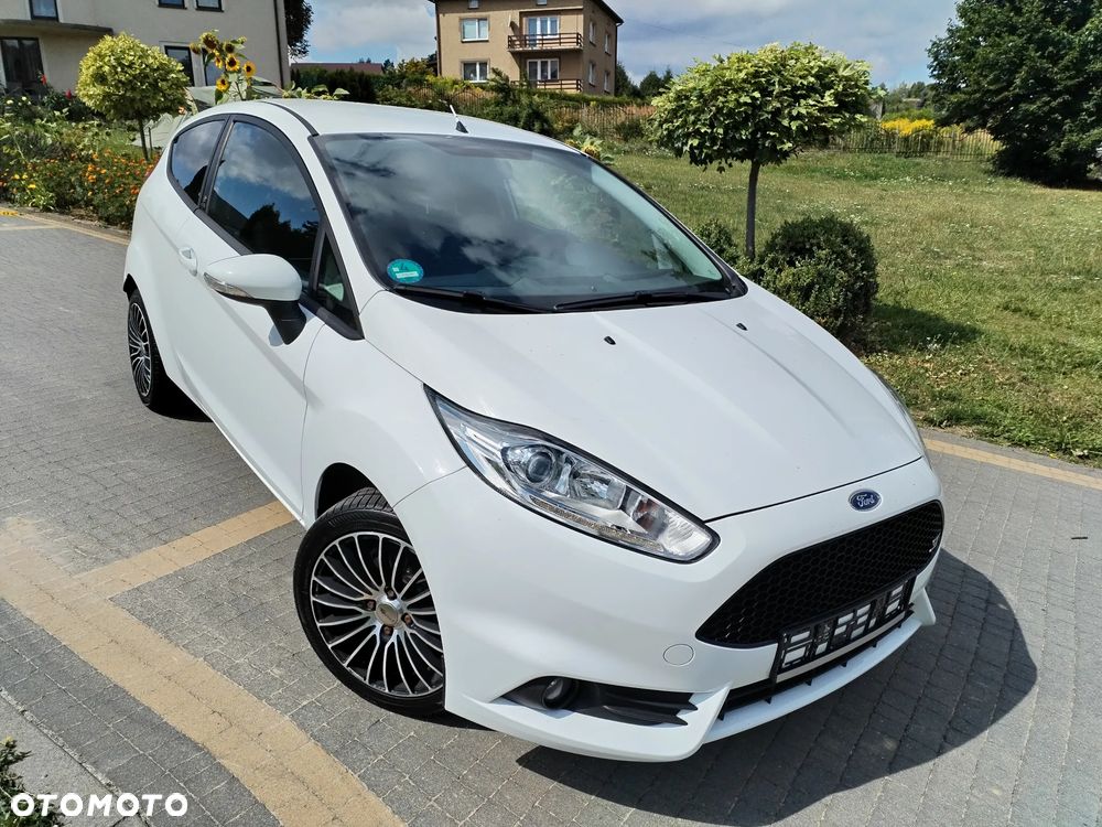 Ford Fiesta - 2