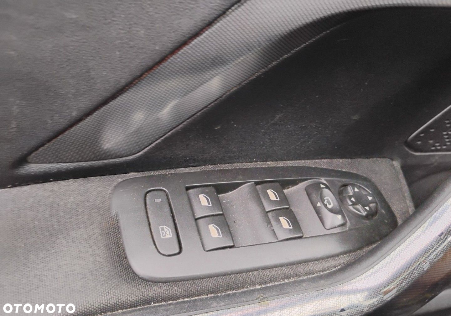 Peugeot 2008 - 11