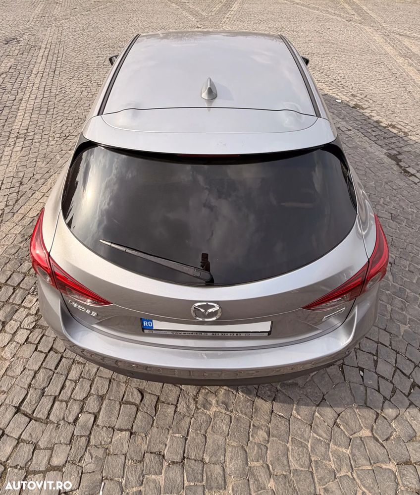 Mazda 3 G165 Revolution - 6