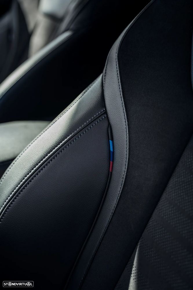 BMW 420 d Pack Desportivo M Auto - 29