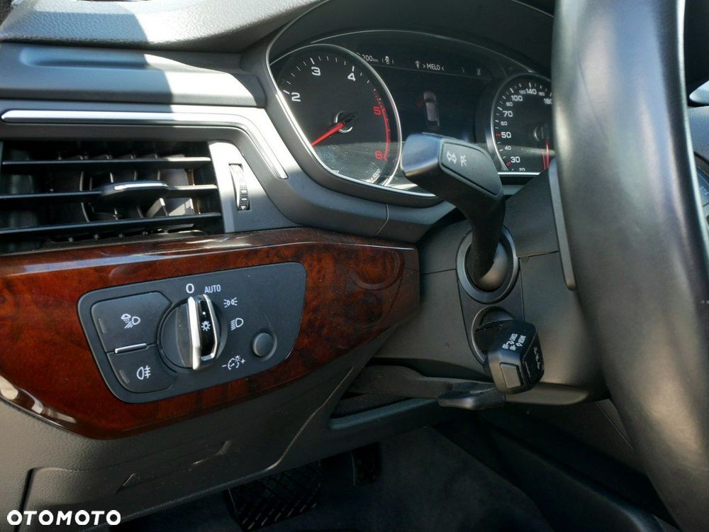 Audi A4 Avant - 15