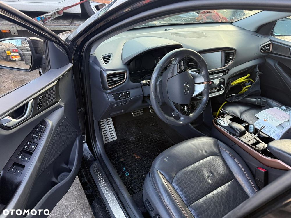 Hyundai IONIQ Premium - 5