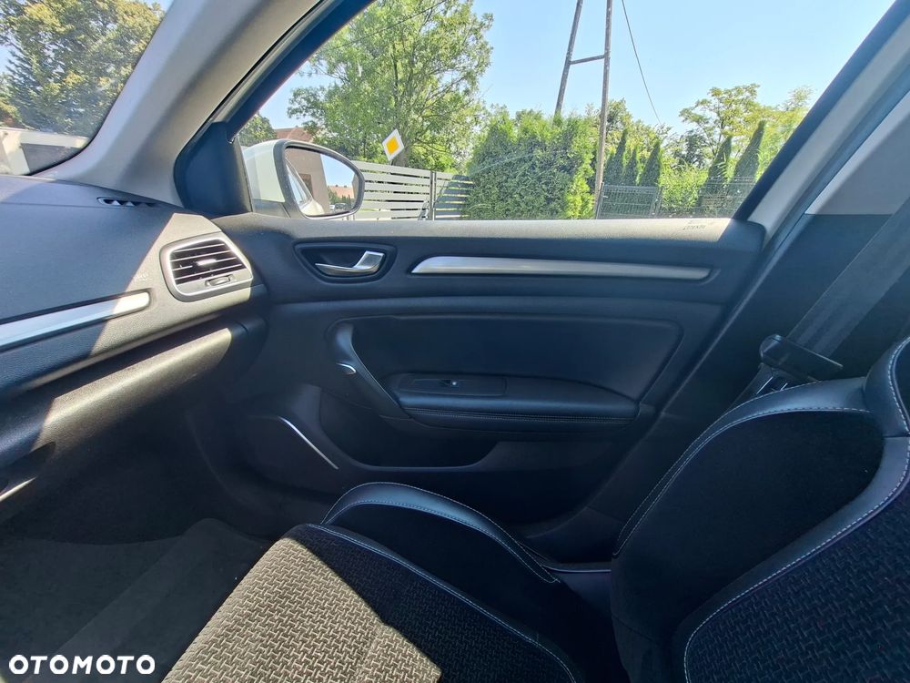 Renault Megane 1.3 TCe FAP Intens - 30