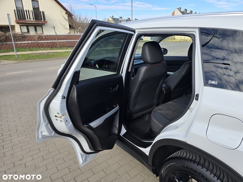 Suzuki Vitara 1.4 Boosterjet Automatik S - 33