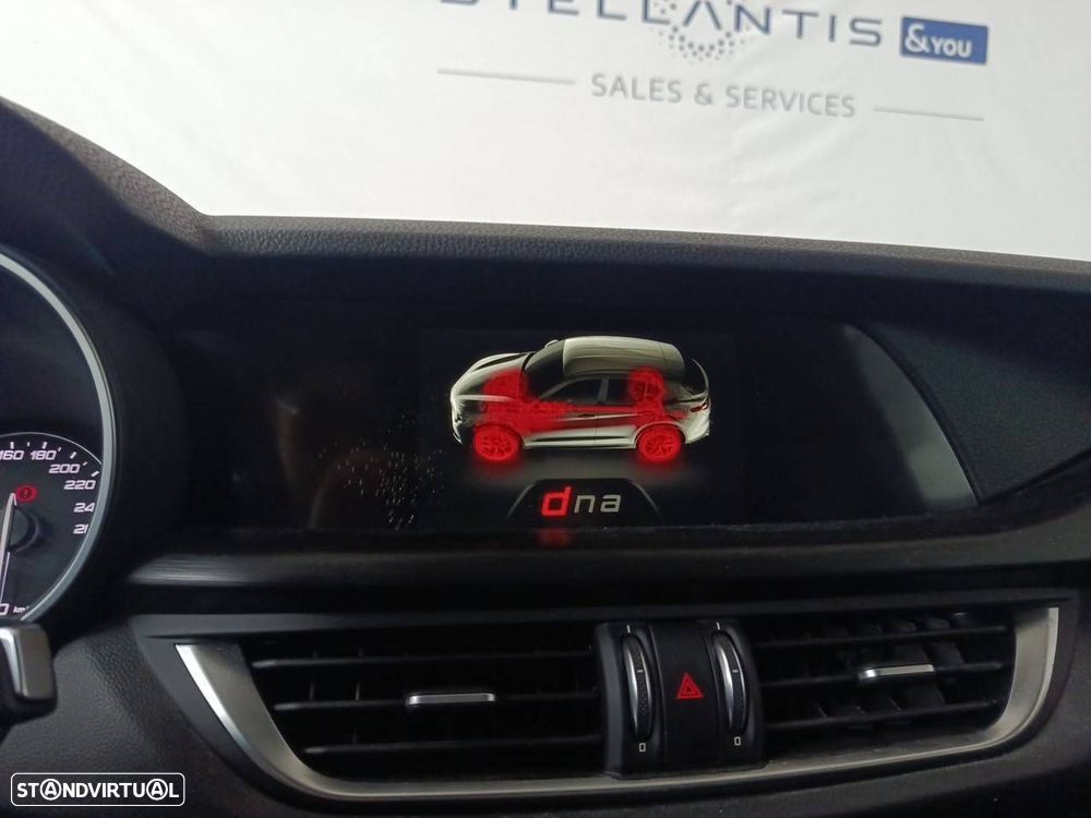 Alfa Romeo Stelvio 2.2 D Super AT8 - 23