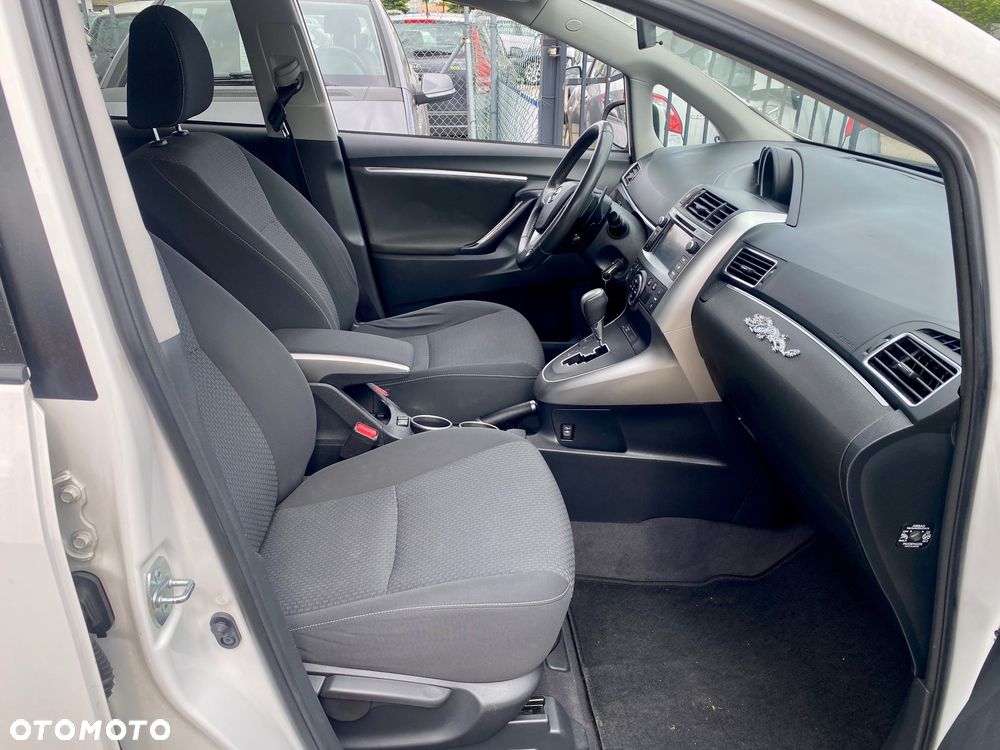 Toyota Verso 1.8 Multidrive Edition - 7
