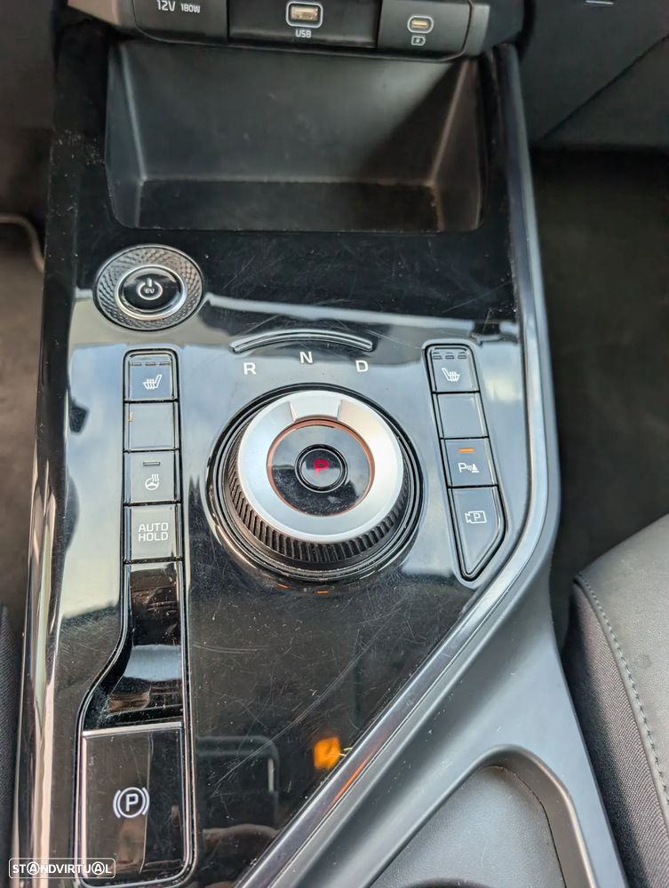 Kia Niro EV 64kWh Drive - 13