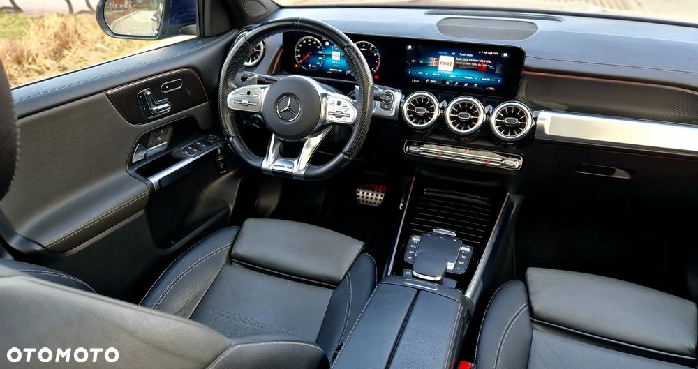 Mercedes-Benz GLB - 12