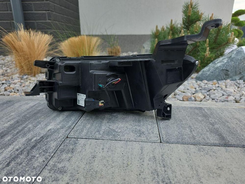 DACIA SPRING LIFT Prawa Zwykła HB3 Soczewka DRL Led 260103998R 266007890R - 10