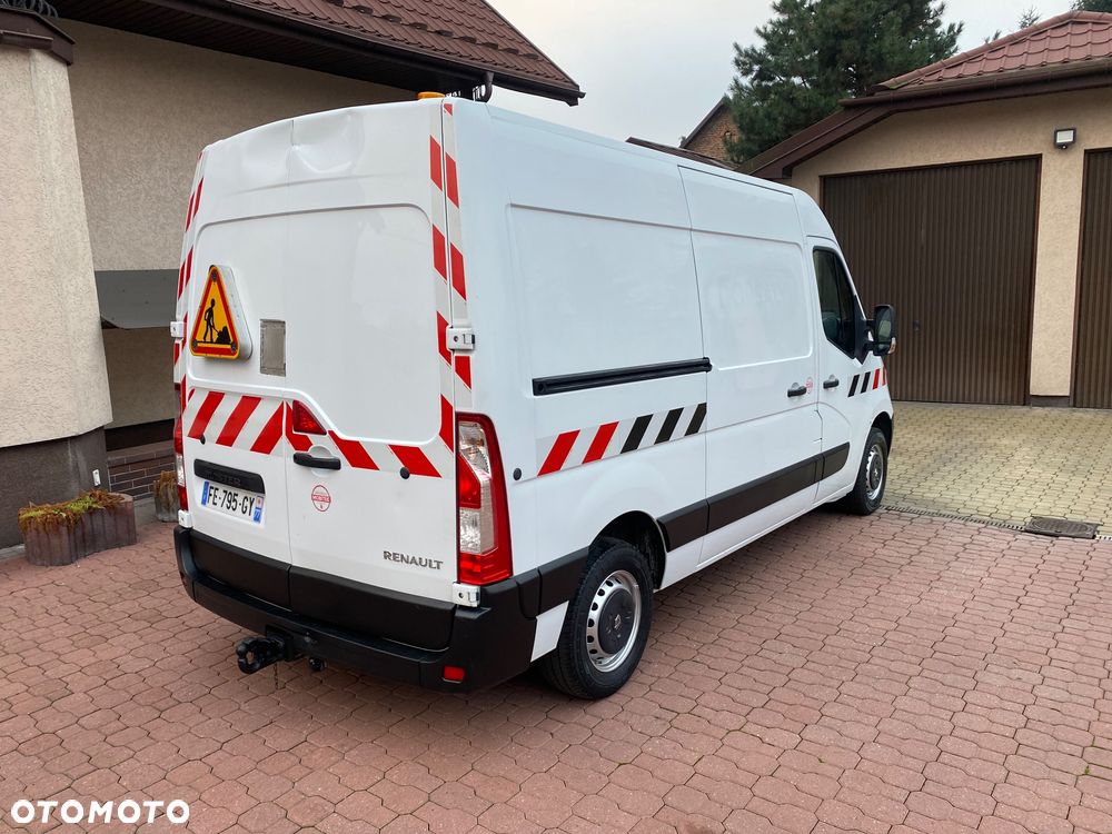 Renault Master L2 H2 warsztat mobilny zasilanie 230V - 7
