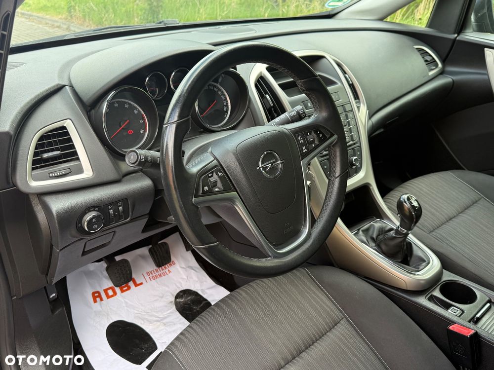 Opel Astra 1.4 Turbo - 13
