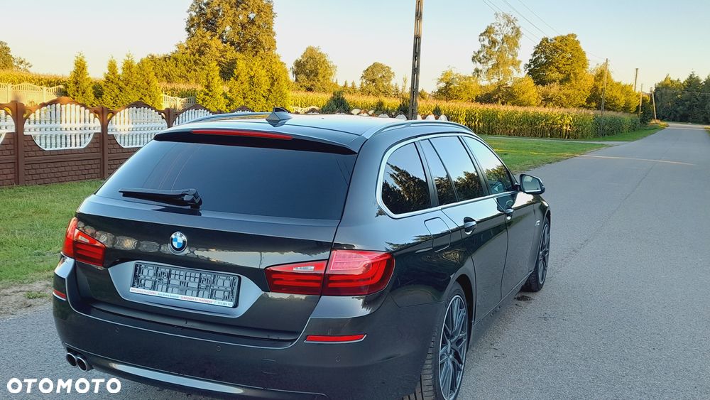 BMW Seria 5 520d Touring - 8