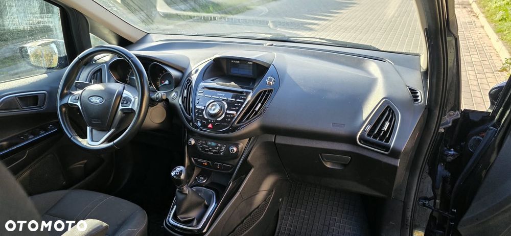 Ford B-MAX - 11