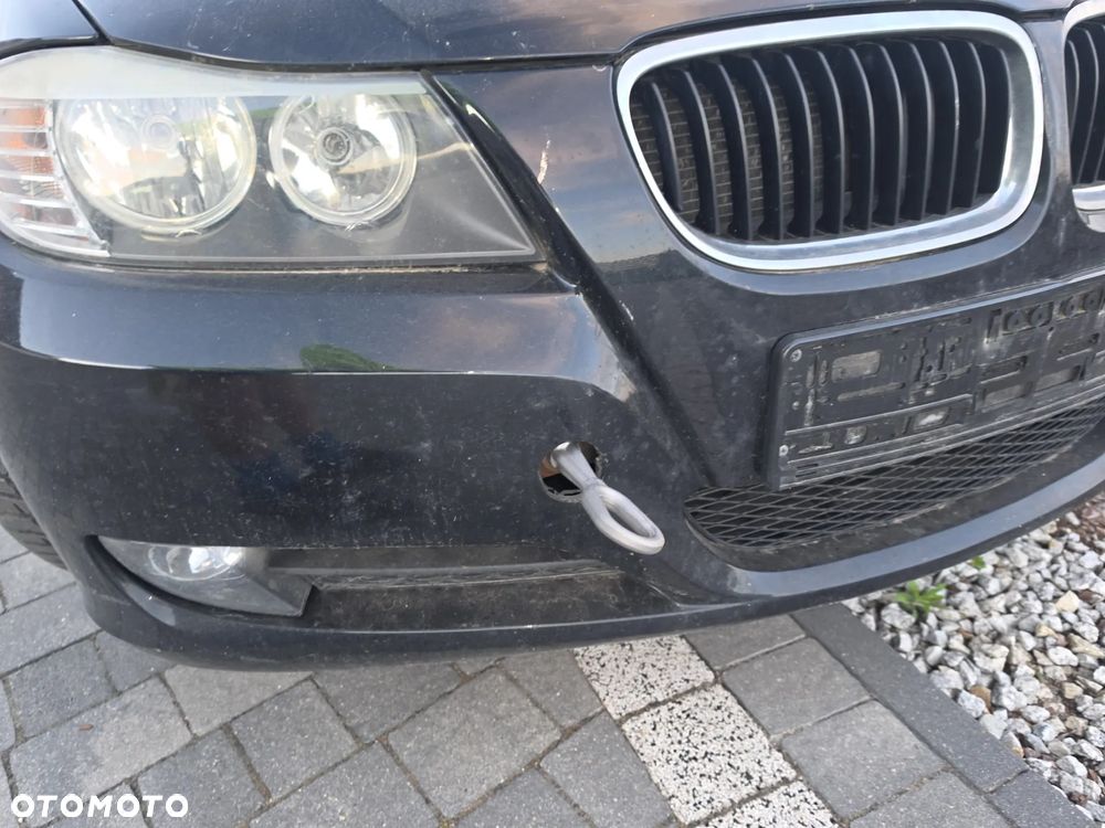 Zderzak  przód  BMW  E90 /E91 Lift w kolorze  475 - 2
