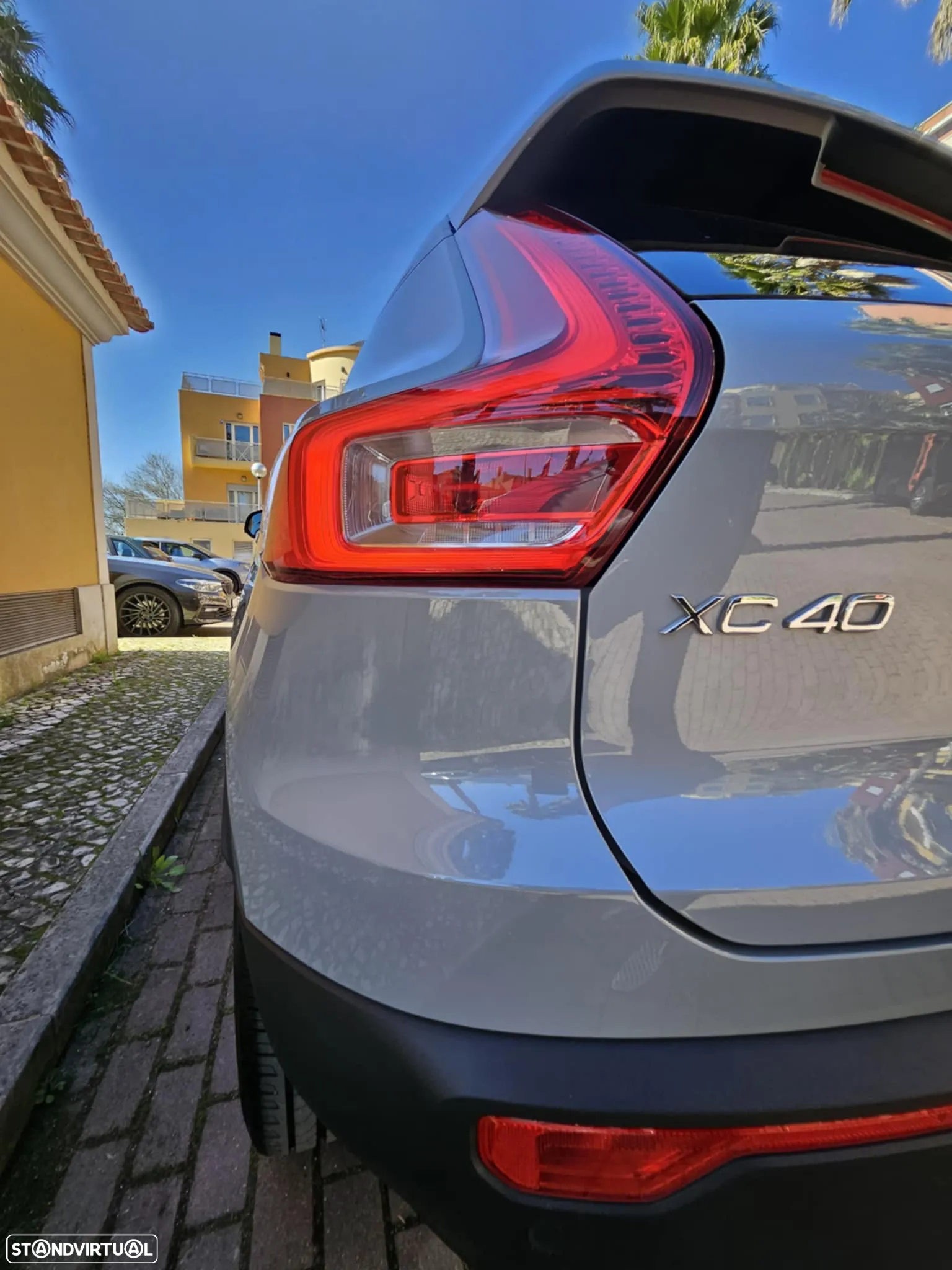 Volvo XC 40 1.5 T4 PHEV Plus Dark - 24