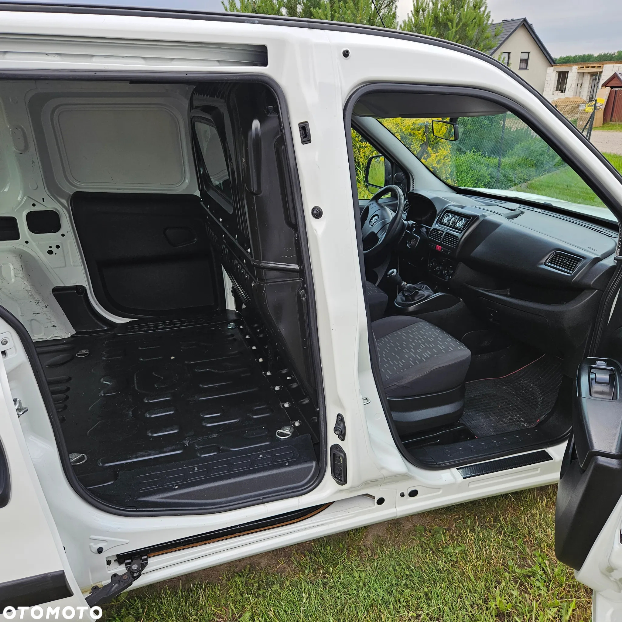 Opel Combo h1 l1 2014r 101 tyś km 1.3 cdti sprowadzony z Niemiec - 13