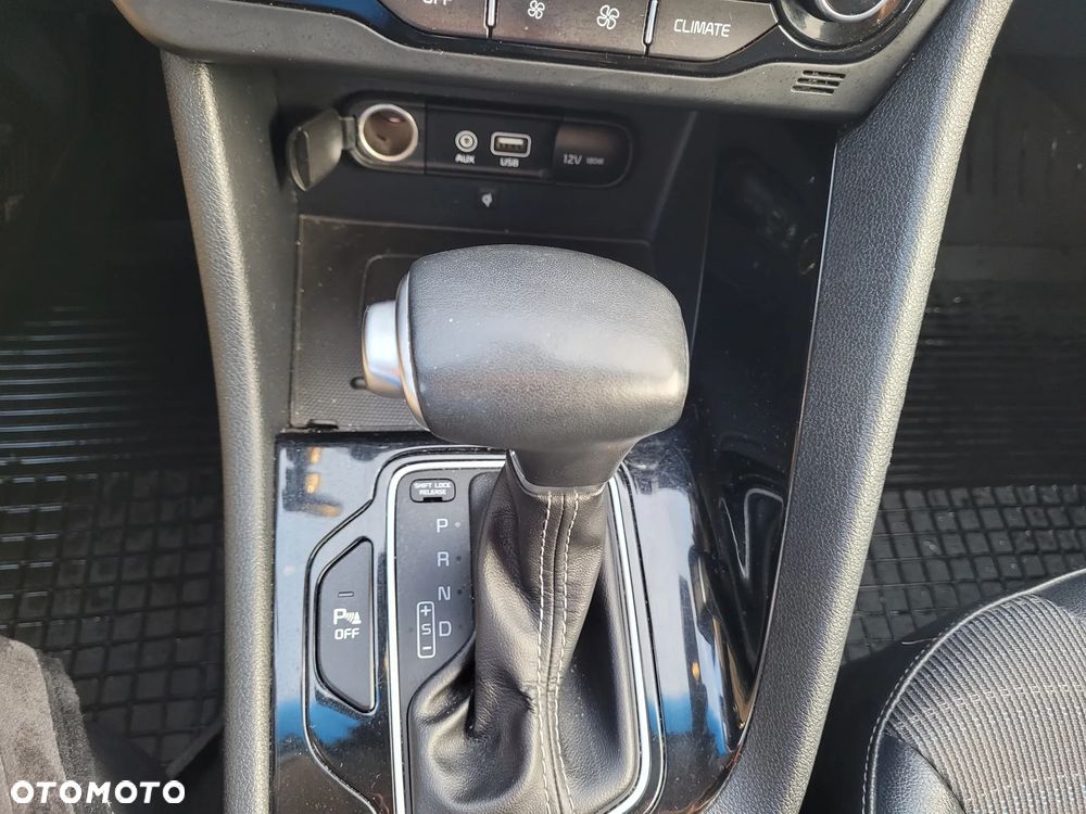 Kia Niro 1.6 GDI Hybrid L - 15
