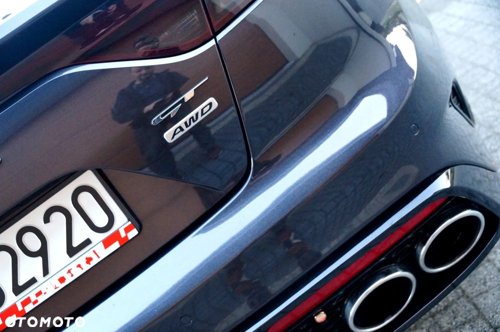 Kia Stinger - 28
