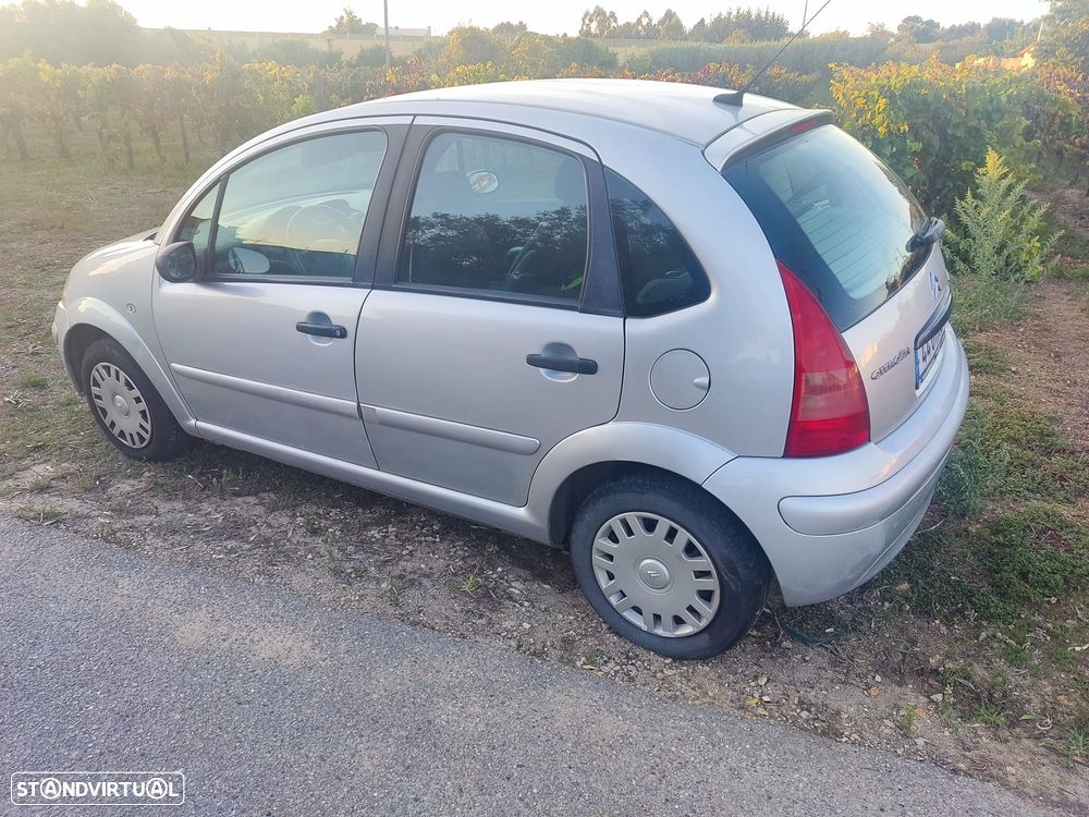 Citroën C3 1.4 HDi SX + - 8