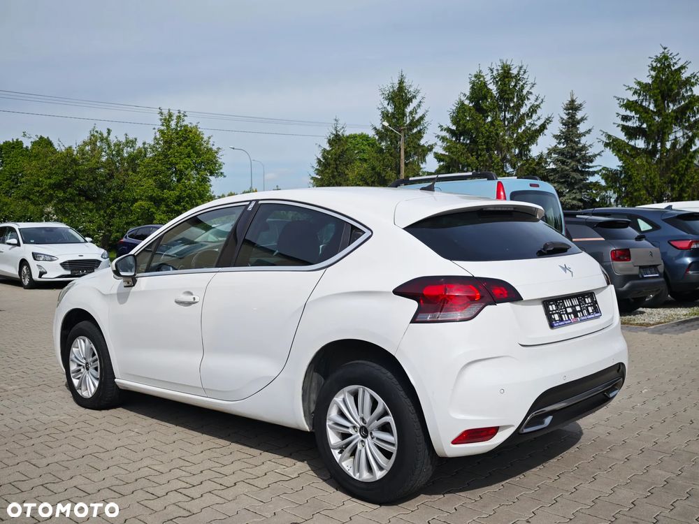 Citroën DS4 HDi 110 Chic - 6