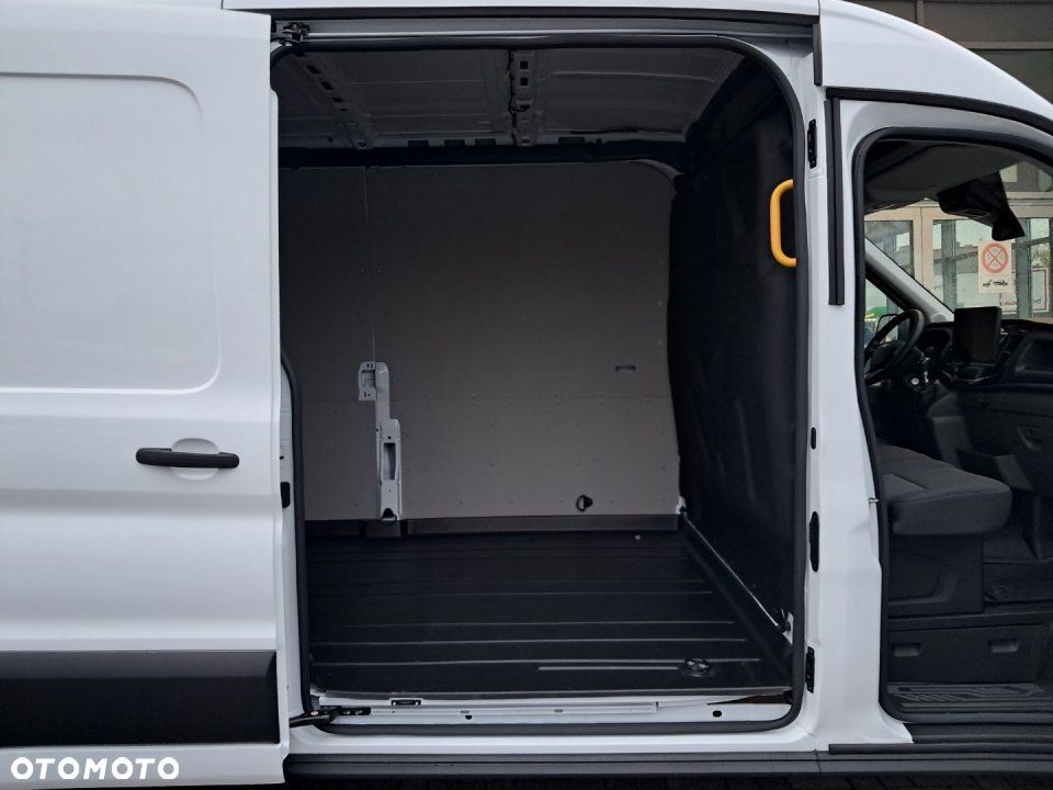 Ford Transit - 15