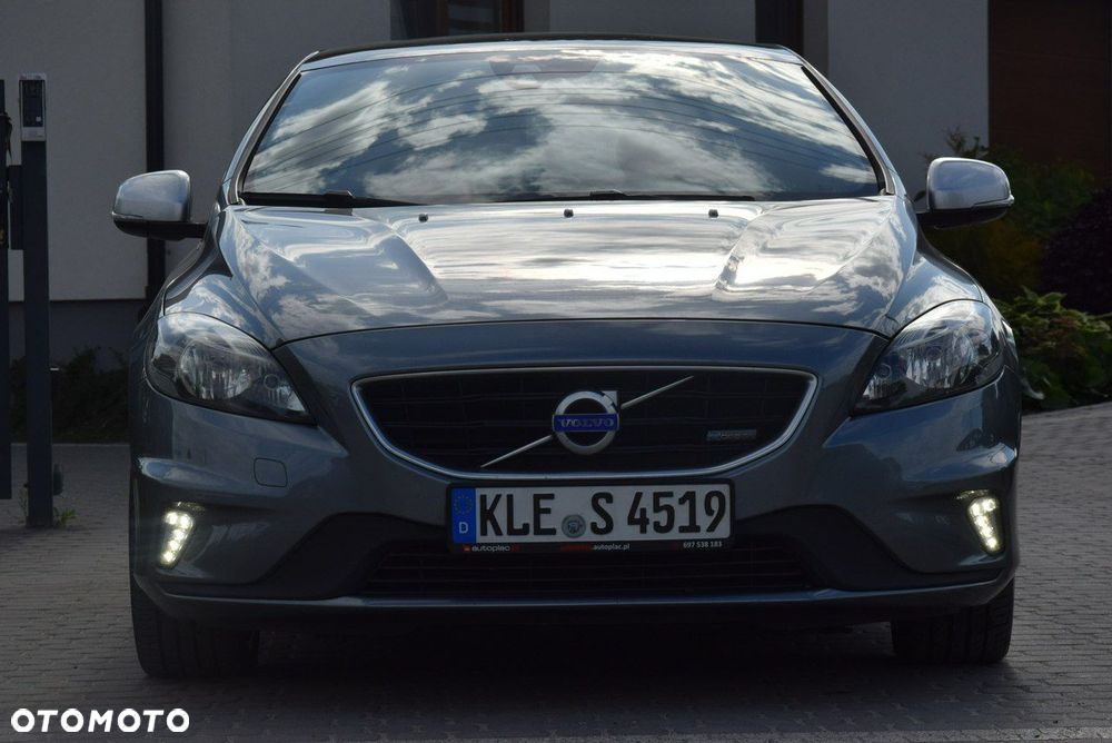 Volvo V40 D4 Drive-E R-Design Kinetic - 3