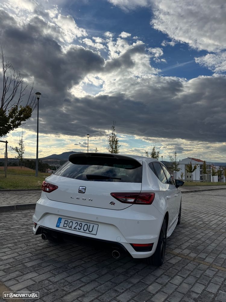 SEAT Leon 2.0 TDI DPF FR - 9