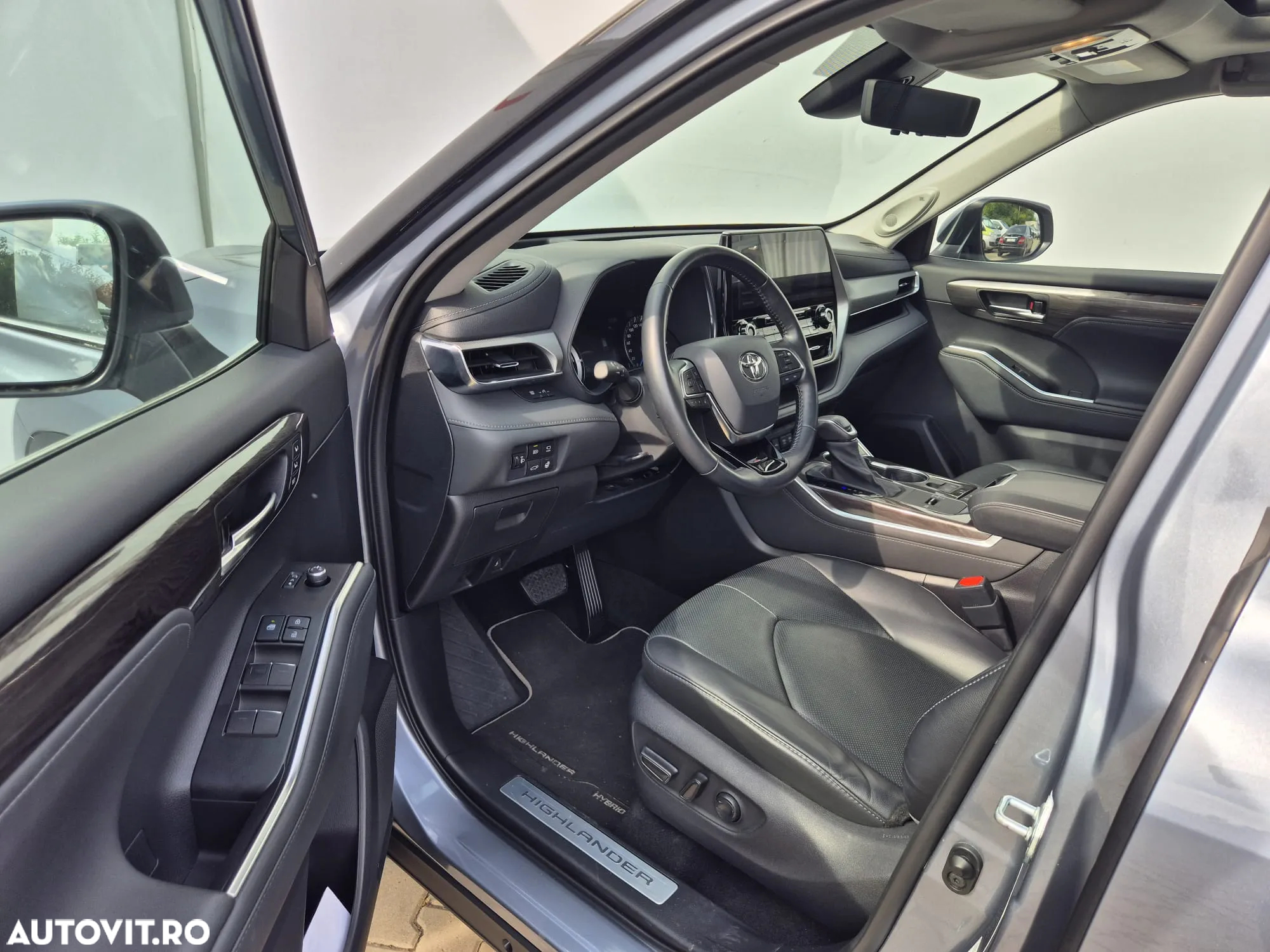 Toyota Highlander 2.5 L Hybrid Dynamic Force 248CP Luxury Metallic - 5