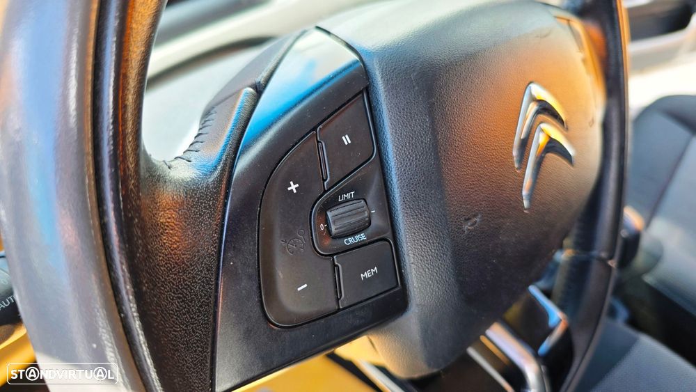 Citroën C4 Cactus 1.2 PureTech Shine - 17