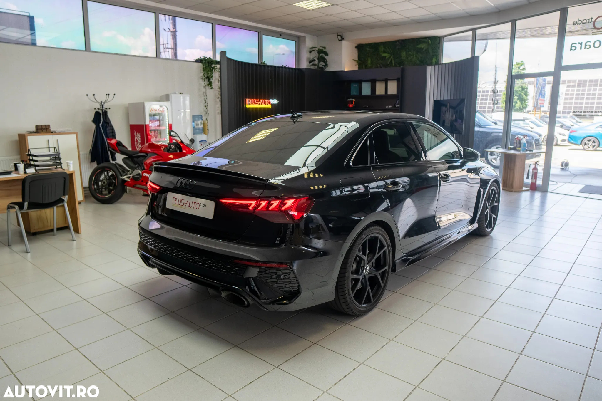 Audi RS3 TFSI quattro S tronic - 23
